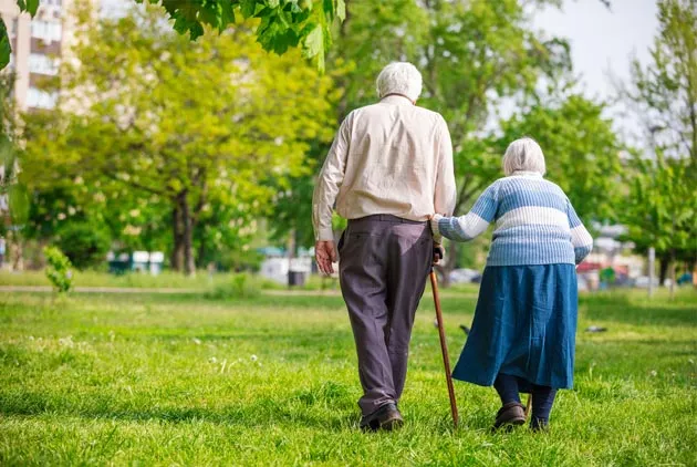 相伴終老，卻換來限期搬遷？